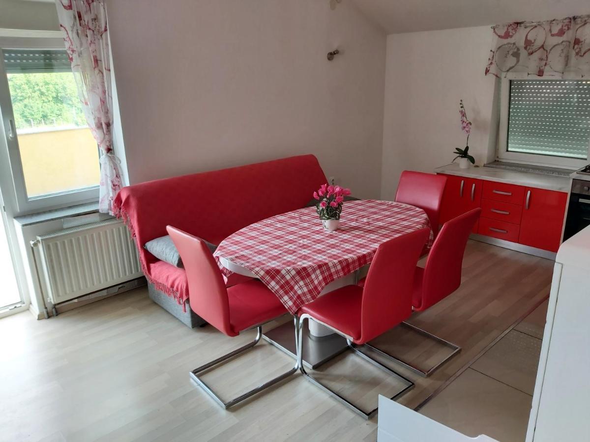 Apartments Krapec3 Jezdovec Eksteriør bilde